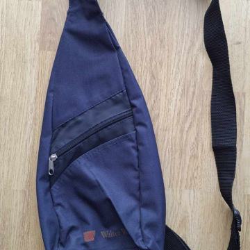 RUKSAK  za na  jedno rame