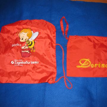 Ruksak PČELICA i torbica DORINA. Crvene. SAND