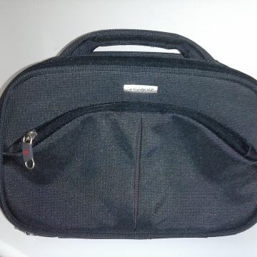 SAMSONITE PUTNA TOALET TORBA