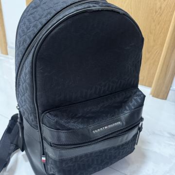 Tommy Hilfiger ruksak, original