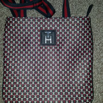 Tommy Hilfiger torba