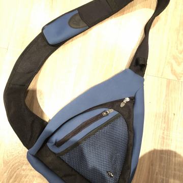 Muska Torbica Prsna Sigurnosna za putovanja