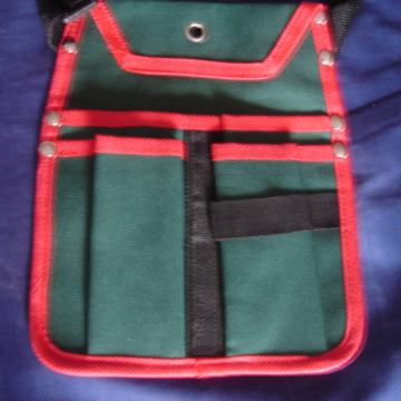 torbica obična za ruku-rame,25cm x 20cm,vidi sliku!