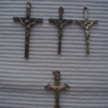 4 manja križića za lančić