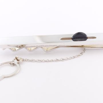 IGLA ZA KRAVATU S ONIXOM 18K (750) 10,22 grama NOVO • GOLD SHOP •