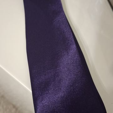 LJUBIČASTA ŽENSKA KRAVATA - NOVO