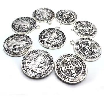 Medaljica svetoga Benedikta