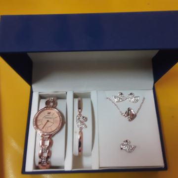 ostatak robe od luxus dućana - sve za 500eura