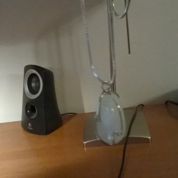 Privjesak od poludragog kamena, 12 eura