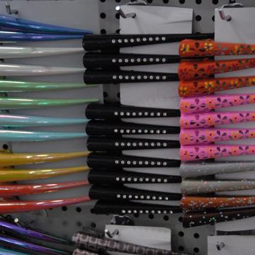 lot nakita 950 komada špange za kosu