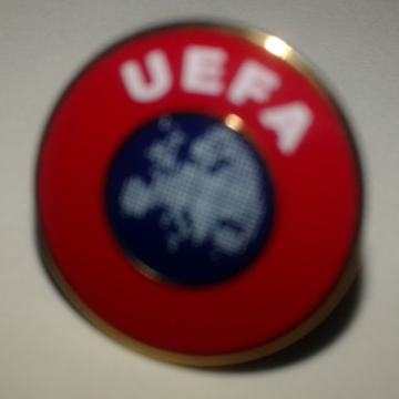 UEFA ukrasna mandžeta za svečano odijelo