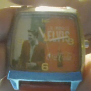 COCA-COLA RUČNI SAT - J'AI EMBRASSE ELVIS