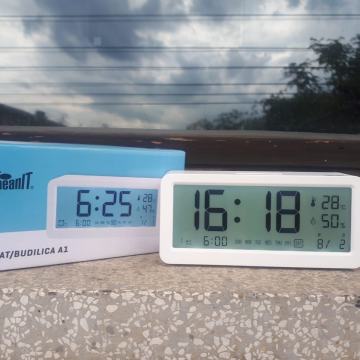 Digitalni sat budilica | Datum | Temperatura zraka