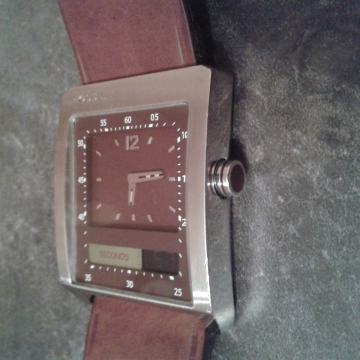 FOSSIL AUTHENTIC 2507 M