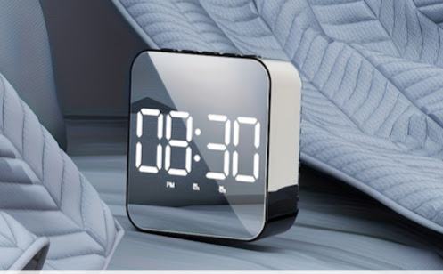 NOVO!! LED digitalni stolni sat alarm budilica i pokazivač temperature