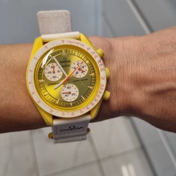 OMEGA X SWATCH TO THE EARTH