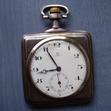 Sat džepni Omega, 1907.g., kvadratnog oblika, srebrni
