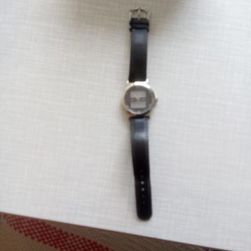 sat MACH 1 SOLAR STAINLESS STEEL BACK 3 ATM WATER RESISTANT REF NR:2