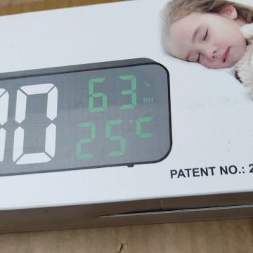 SAT,URA,DIGITAL,VIŠE BOJA,RADIO SOLAR