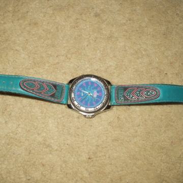 sportski sat unisex....