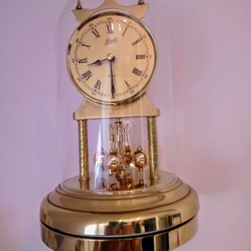 Starinski švicarski sat