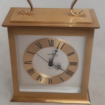Swiza - stolni - komodni sat