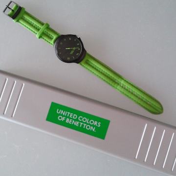 ZELENO-CRNI BENETTON UNISEX SAT