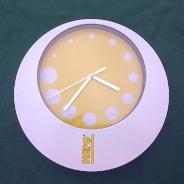 ŽUTO BIJELI ZIDNI SAT KEFO ⭐⭐⭐