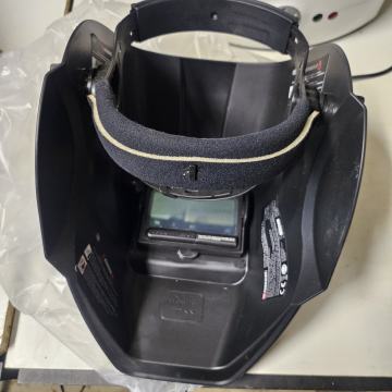 kaciga za varenje (novo)