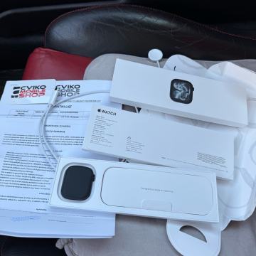 Apple Watch 11 46mm Jet Black