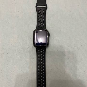 Apple watch 6 nike edition.