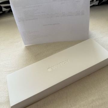 Apple Watch S10 46mm - Sport band, Jet Black, GPS + Cellular [NOVO]