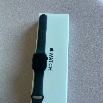 Apple Watch SE 40mm GPS 99 baterija