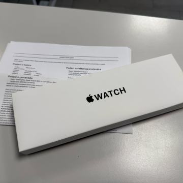 Apple Watch SE2 40mm Silver Al Blue Cloud SL GPS, NOVO, GARANCIJA, R1