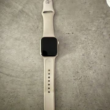 Apple Watch SE2 40mm Starlight