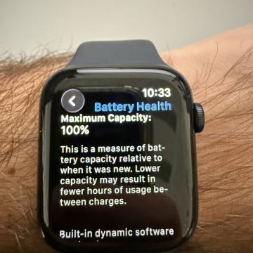 Apple Watch SE2 44mm 100% baterija