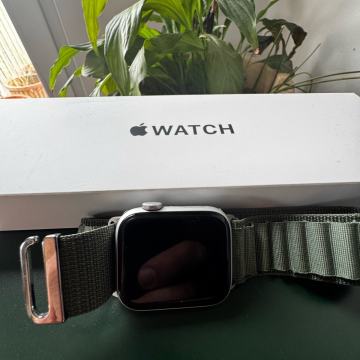 Apple Watch SE2 44mm