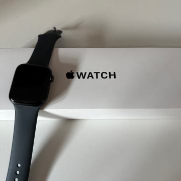 Apple Watch SE2 44mm