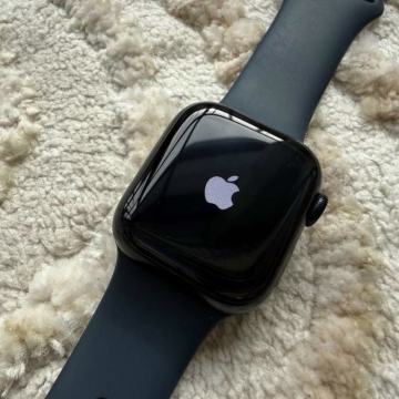 Apple Watch Series 9 GPS + LTE 41mm