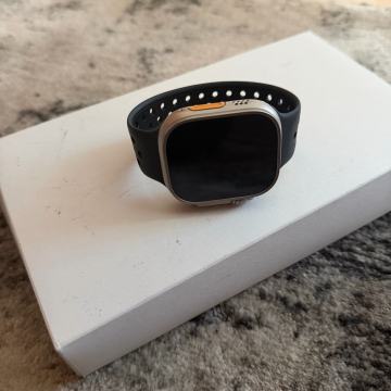 Apple Watch Ultra 1