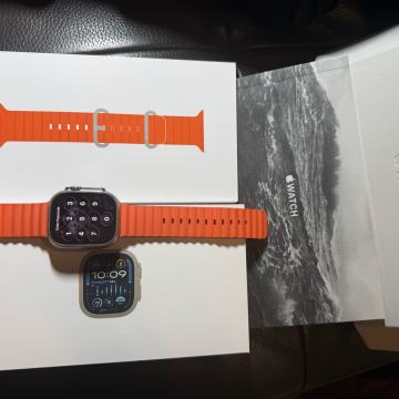 Apple Watch Ultra 2 cellular titanium 49mm