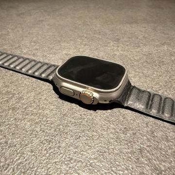 Apple Watch ULTRA 2 (ZG-VŽ-ČK)