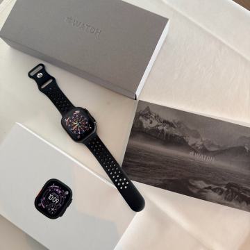 Apple Watch Ultra 3 / Ocean Black 49mm
