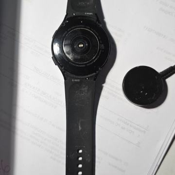 Galaxy Watch4 44mm LTE crni