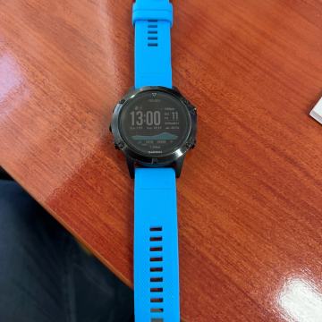 Garmin Fenix 5, Sapphire staklo