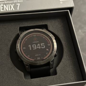 Garmin Fenix 7 Solar / Top stanje /