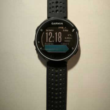 GARMIN Forerunner 230, NOVI REMEN.