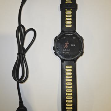 Garmin Forerunner 735XT