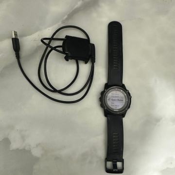 Garmin sat Fenix 3,ispravno sa orginal punjacem