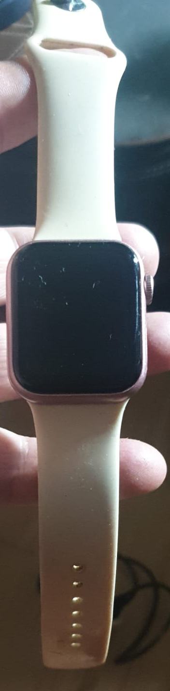 Huawei pametni sat sa punjacem...